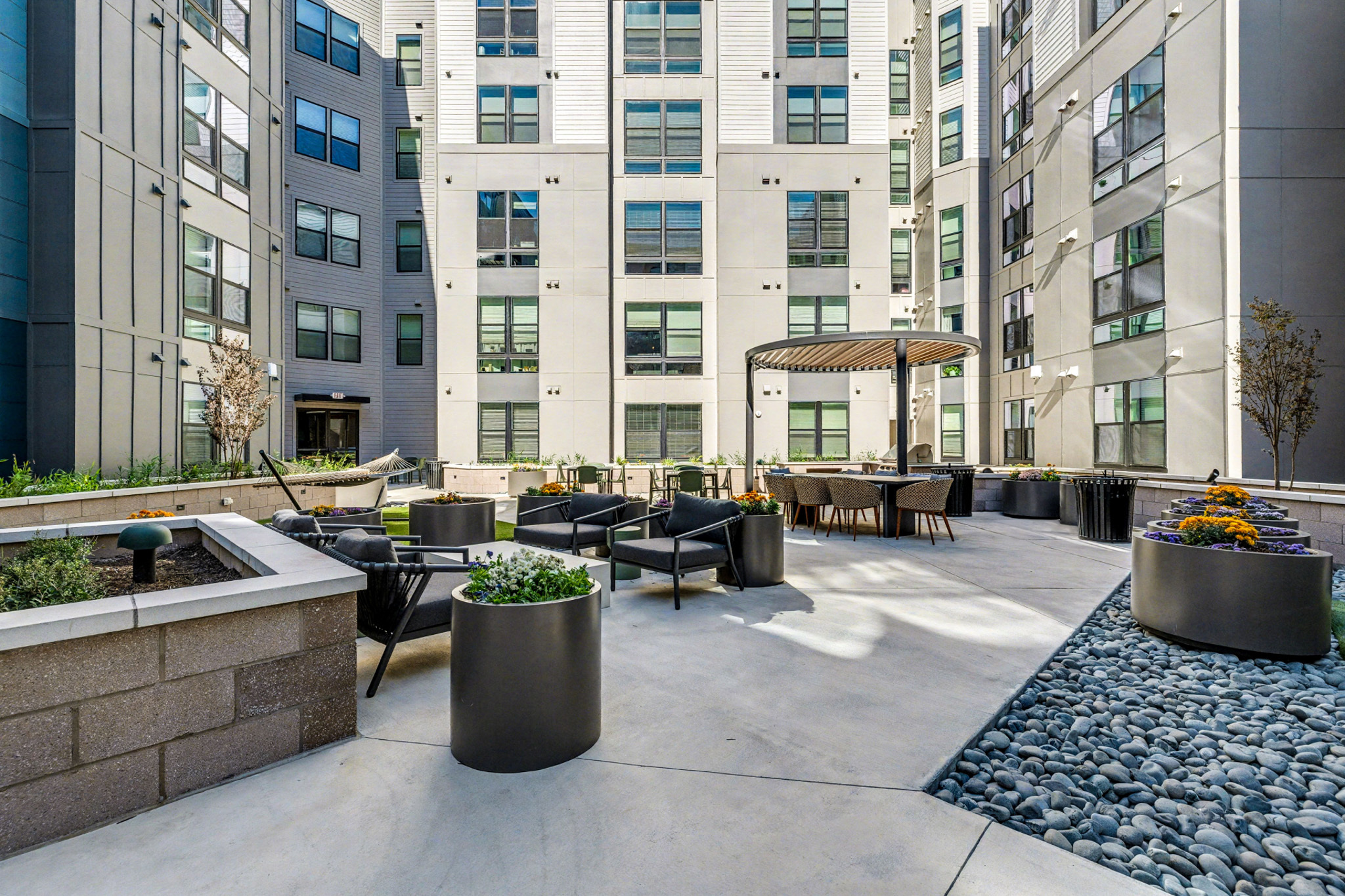 Rael Corp 162 Georgia Ave Amenity Space Building 1000 2000 7