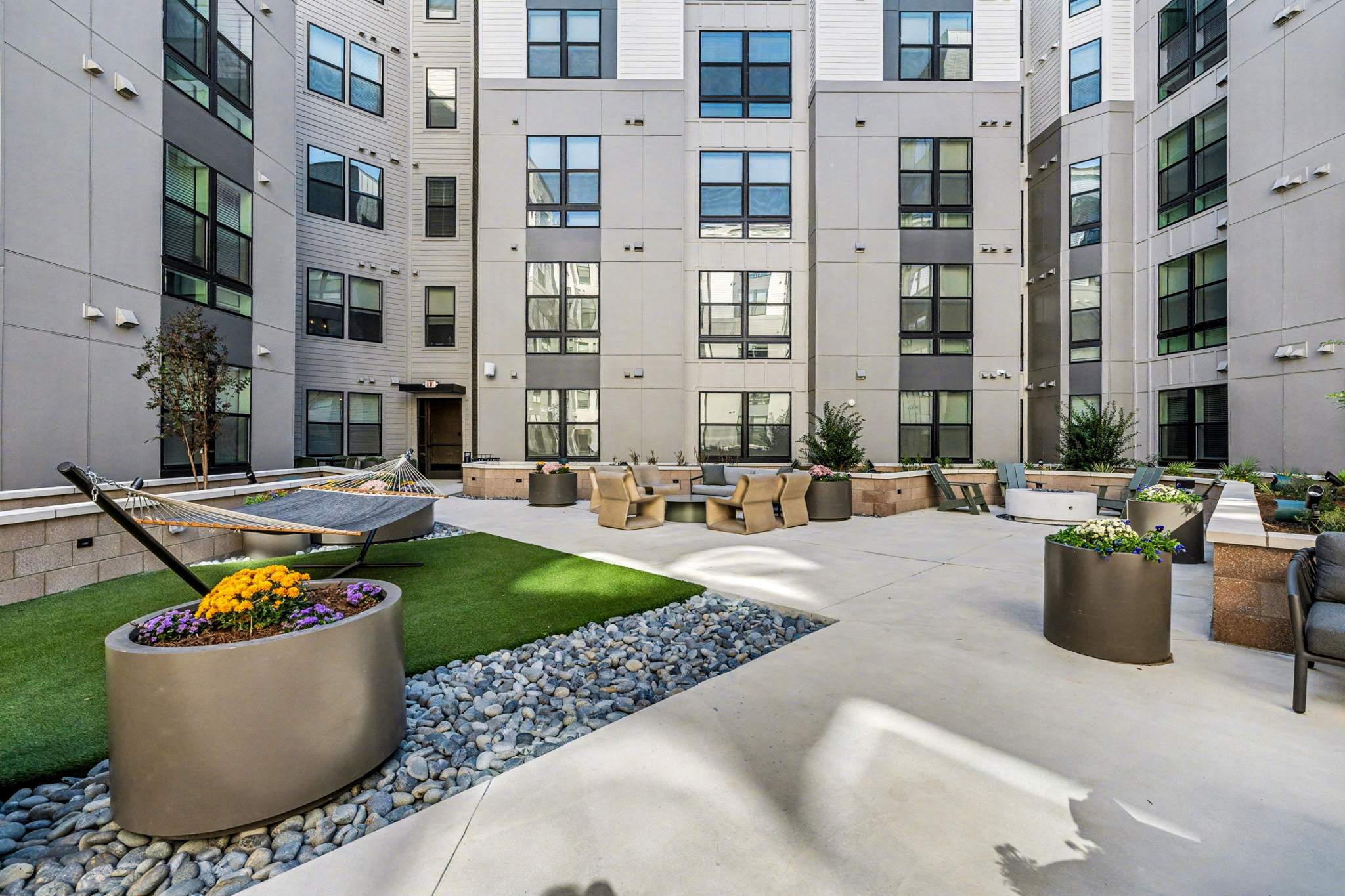 Rael Corp 162 Georgia Ave Amenity Space Building 1000 2000 8